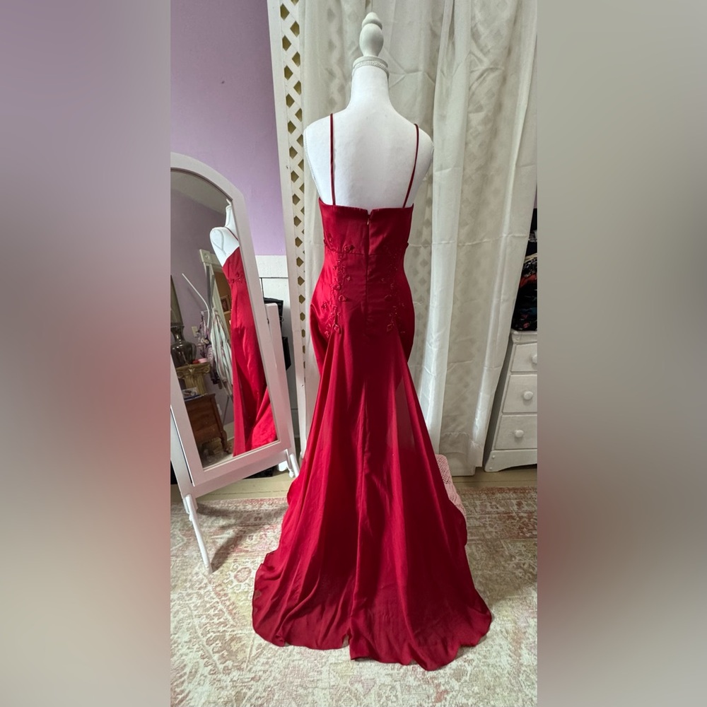 David's Bridal Red Satin Spaghetti-Strap Gown NWOT